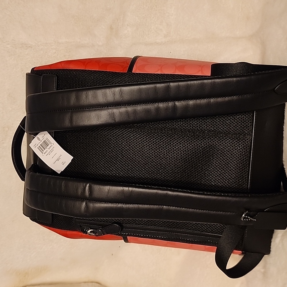 Coach back pack - Picture 2 of 9
